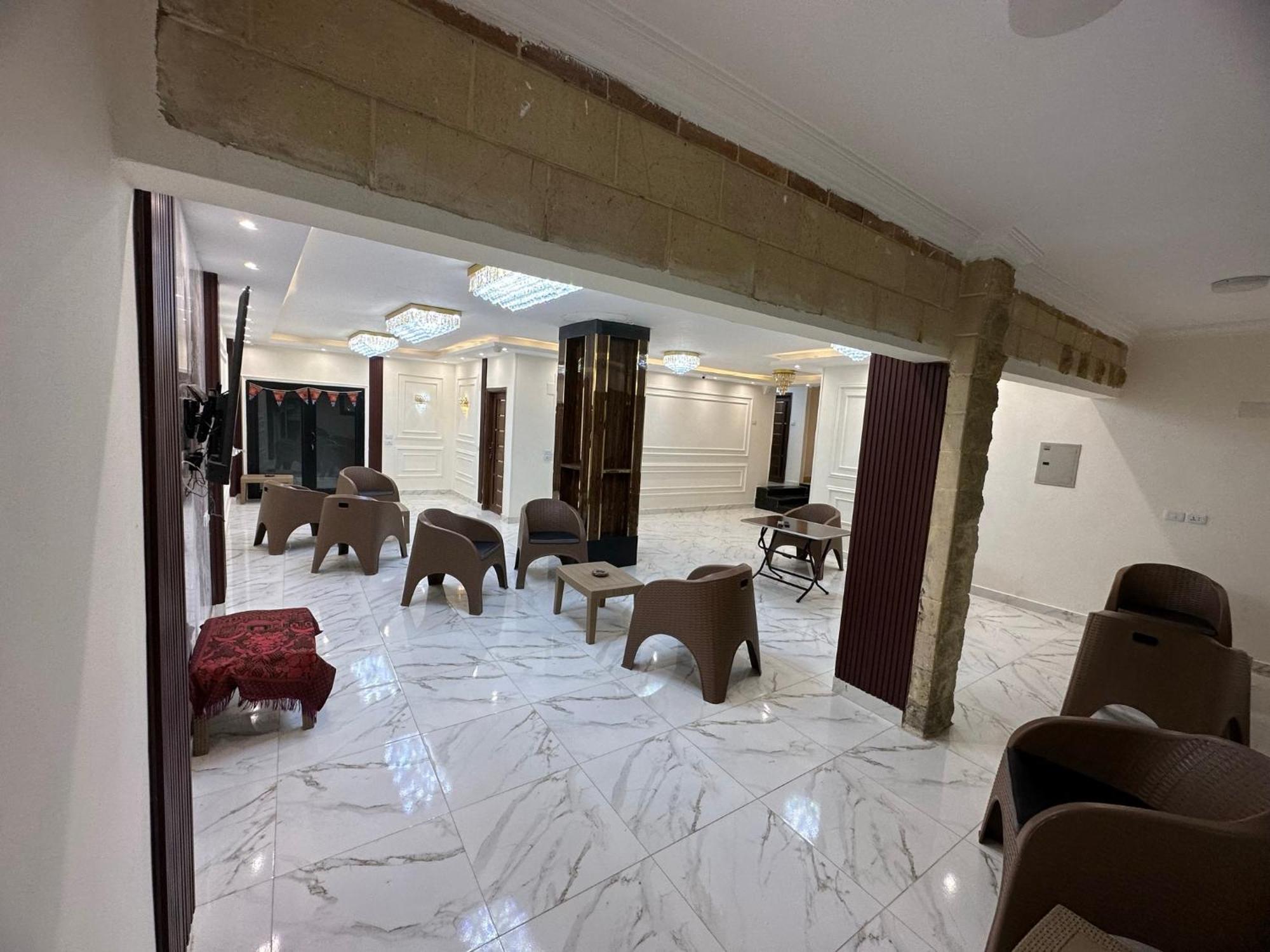 Apartment Egyptus Pyramids